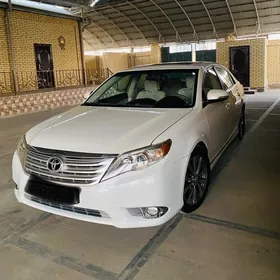 Toyota Avalon 2012