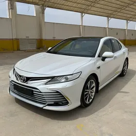 Toyota Camry 2022