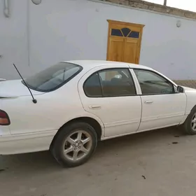 Nissan Maxima 1995