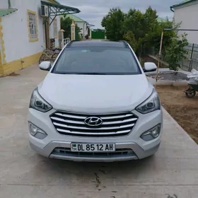 Hyundai Santa Fe 2013