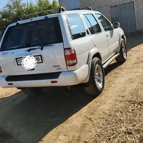 Nissan Pathfinder 2001