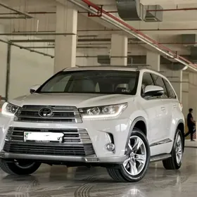 Toyota Highlander 2019