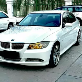 BMW 330 2005