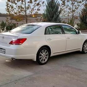 Toyota Avalon 2005