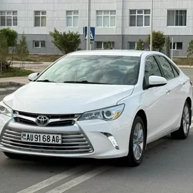 Toyota Camry 2017