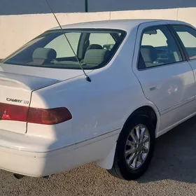 Toyota Camry 2001