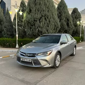 Toyota Camry 2016