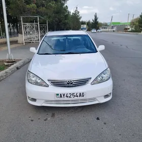 Toyota Camry 2004