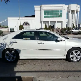 Toyota Camry 2012