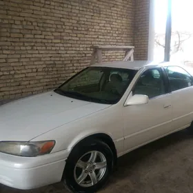 Toyota Camry 1997