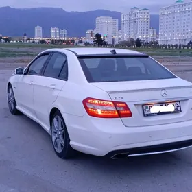 Mercedes-Benz E350 2011