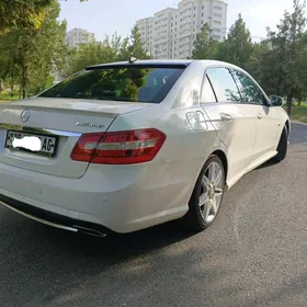 Mercedes-Benz E350 2011