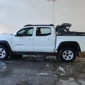 Toyota Tacoma Xtra 2017