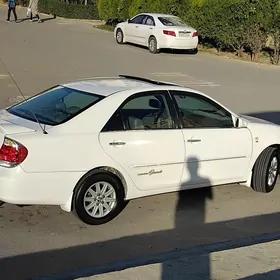 Toyota Camry 2005