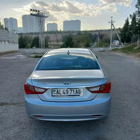 Hyundai Sonata 2012