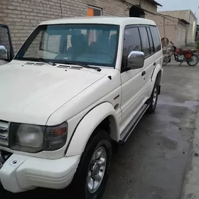 Mitsubishi Pajero 1993