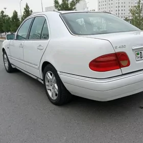 Mercedes-Benz E420 1997