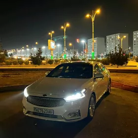 Kia Cadenza 2017