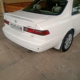 Toyota Camry 1997