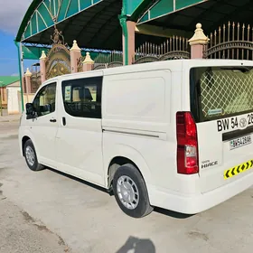 Toyota Hiace 2023