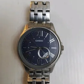 Часы Casio