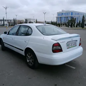 Daewoo Leganza 1999