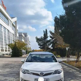 Toyota Camry 2014