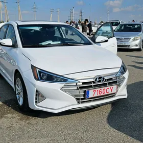 Hyundai Elantra 2020