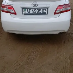 Toyota Camry 2011