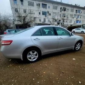 Toyota Camry 2011