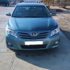 Toyota Camry 2010