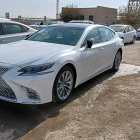 Lexus LS 500 2019