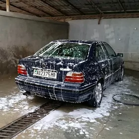 BMW 325 1995