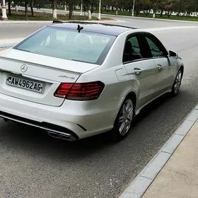 Mercedes-Benz E350 2010