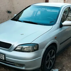 Opel Astra 1998