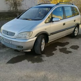 Opel Zafira 2002