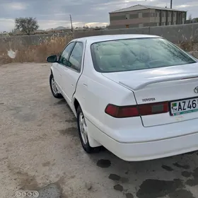 Toyota Camry 1997