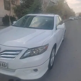 Toyota Camry 2011