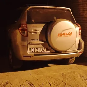 Toyota RAV4 2012