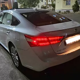 Toyota Avalon 2013