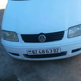 Volkswagen Polo 2001