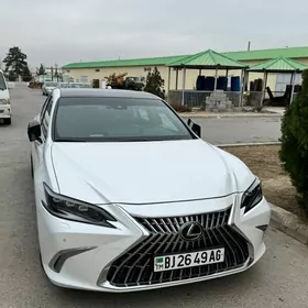 Lexus ES 350 2022