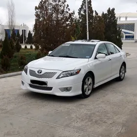 Toyota Camry 2010