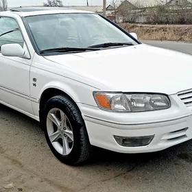 Toyota Camry 2000