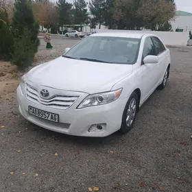 Toyota Camry 2010