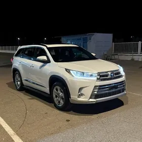 Toyota Highlander 2019