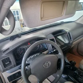 Toyota Land Cruiser Prado 2008