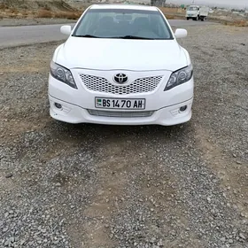 Toyota Camry 2011