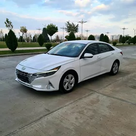 Hyundai Elantra 2021