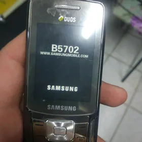 Samsung B5702 Duos